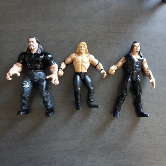 Vintage Jakks Pacific WWF Wrestling Action Figures 1998-1999 5 Total - Picture 2 of 5